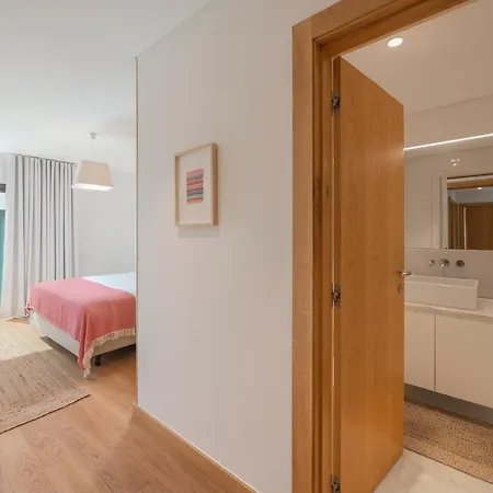 Casa Do Miradouro 5 By Heart Of Villa